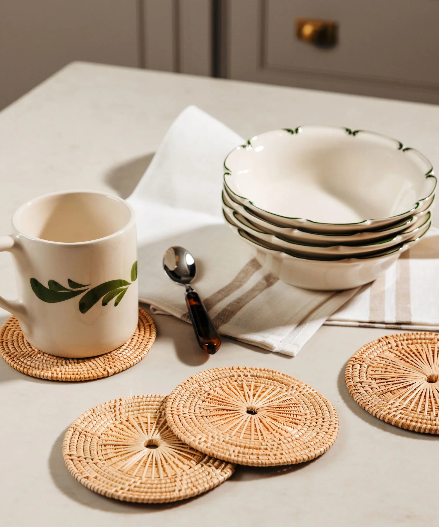 Set of 4 Olivia Scalloped Cereal Bowls, Green Filet, with Woven Coasters