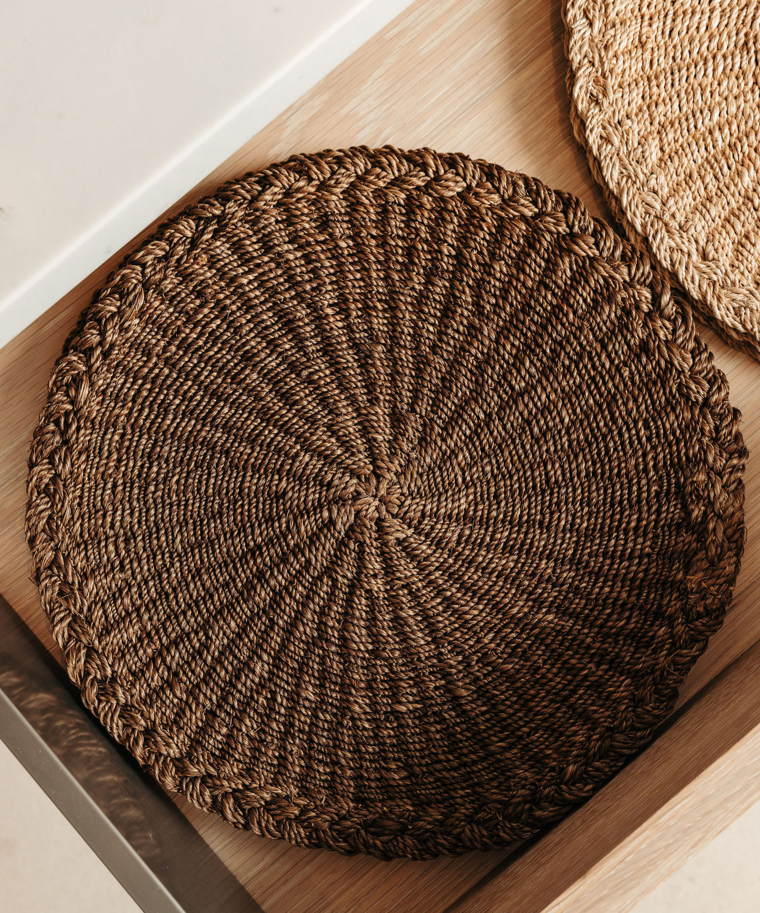Braided Abaca Placemat, Chocolate, Detail