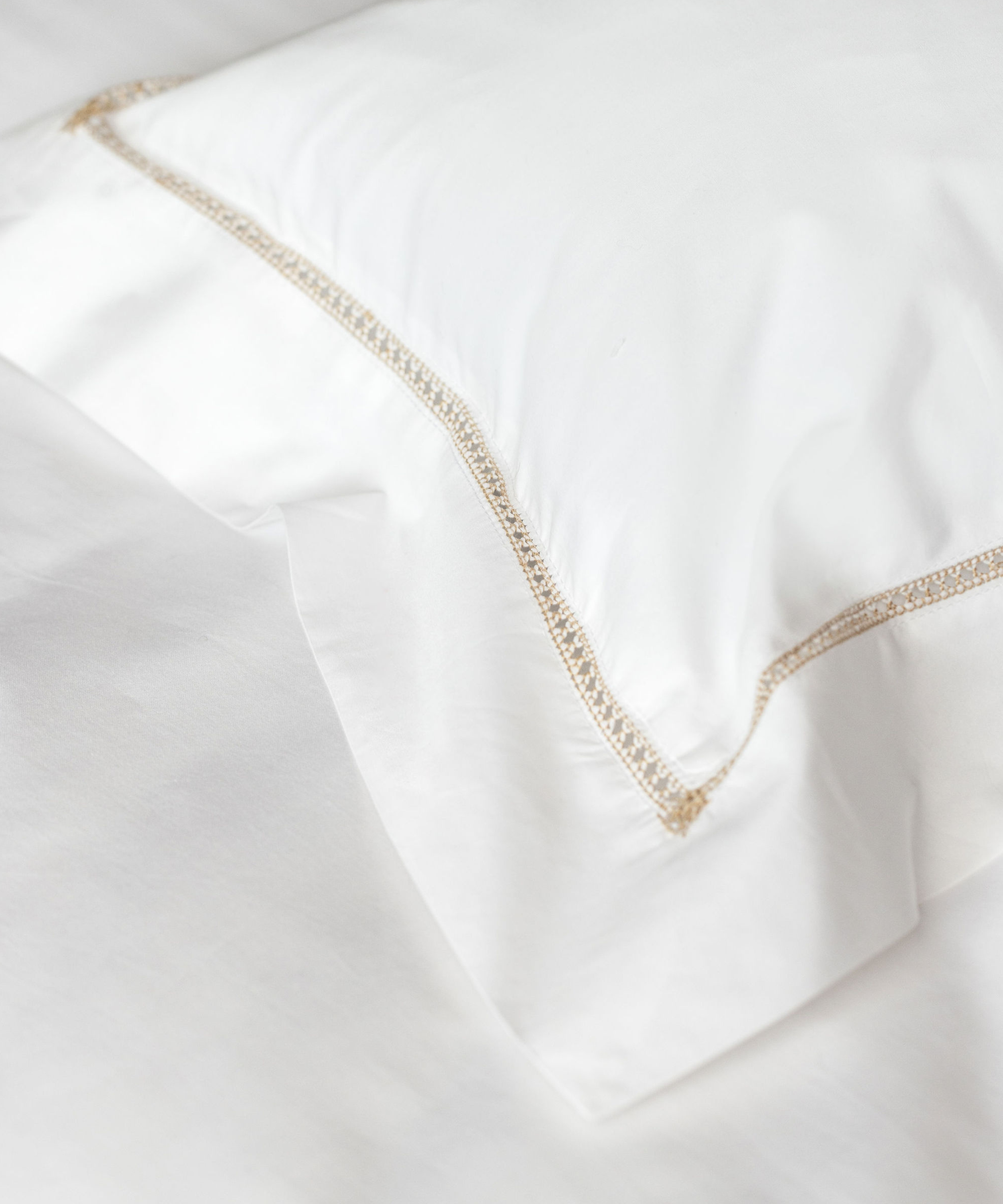 Georgiana Ladderstitch Bed Linen, Nougat, Lifestyle