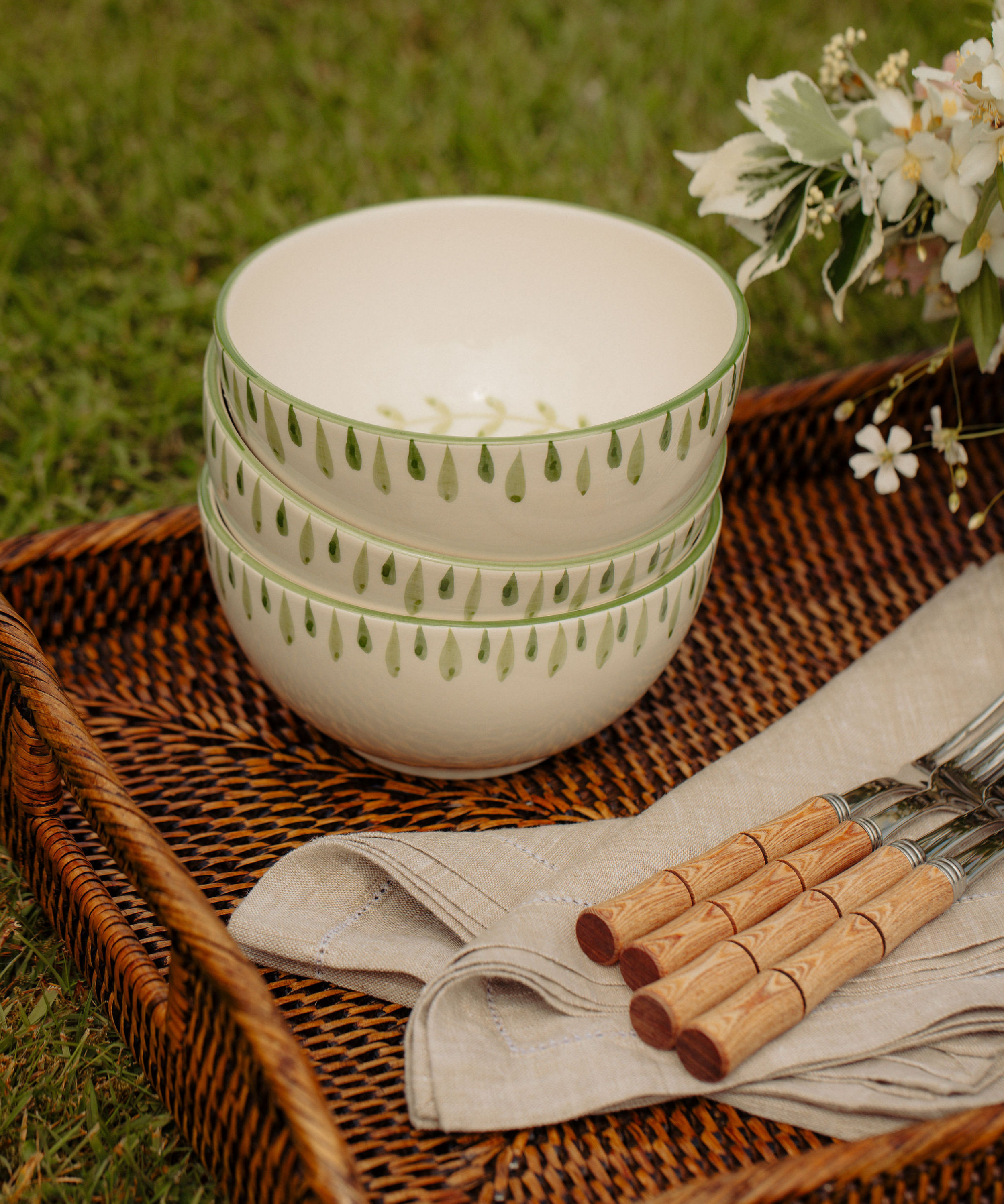 Elouise Crockery, Green