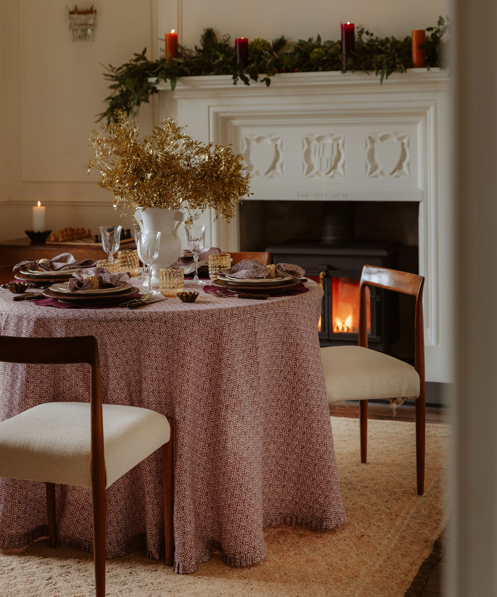 Basketweave Pleated Round Linen Tablecloth, Burgundy, Festive Lifestyle