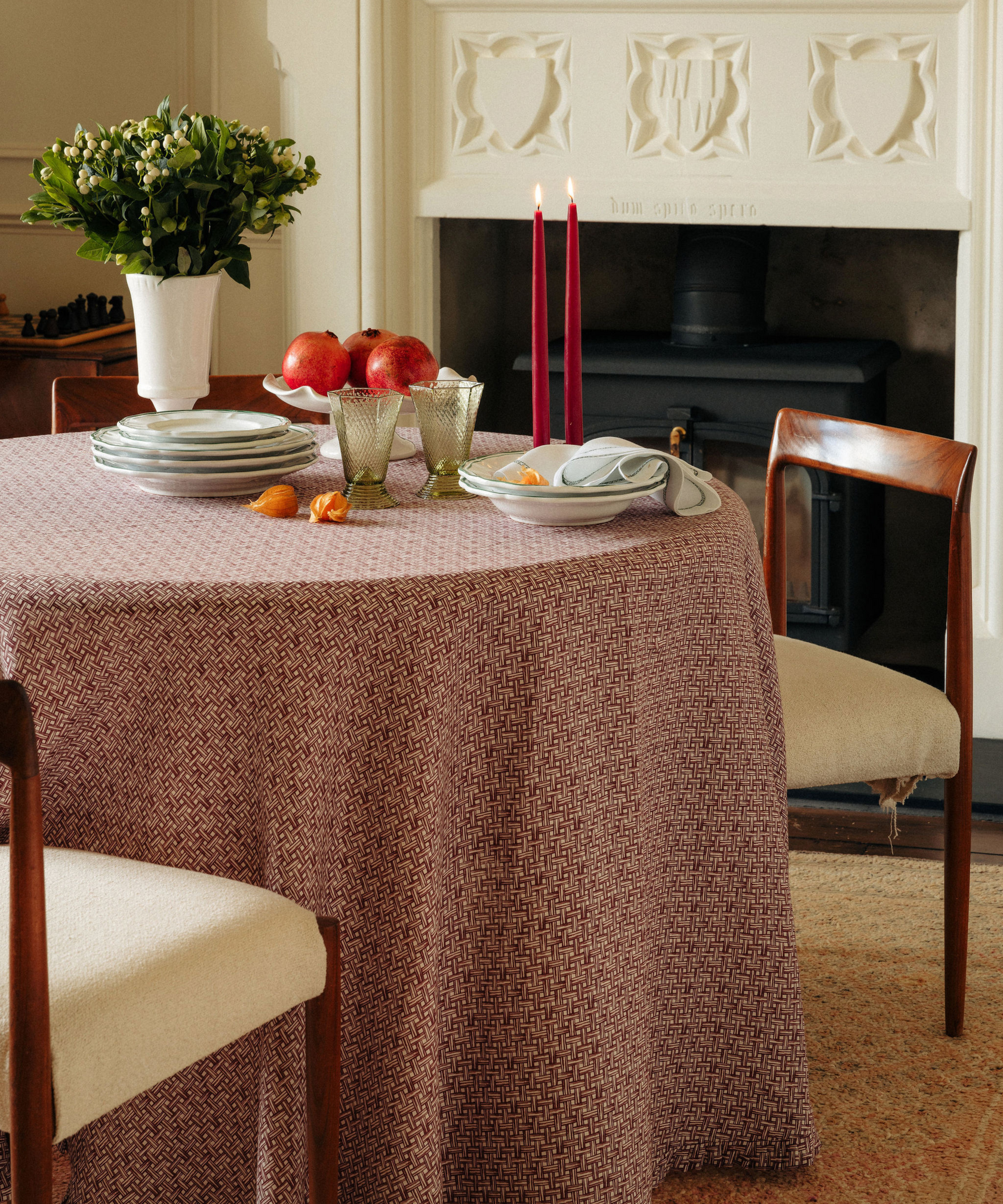 Basketweave Pleated Round Linen Tablecloth, Burgundy, Lifestyle