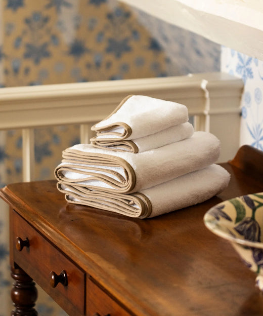 Georgina Bath Towels Taupe, Lifestyle
