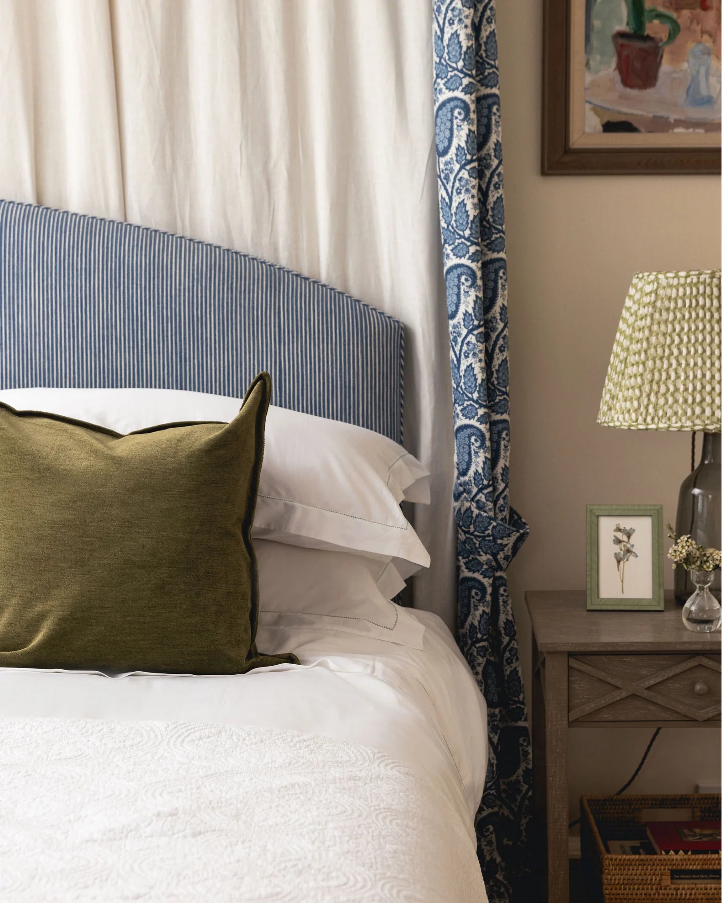 Porto Hemstitch Bed Linen, Frost Green, with Verity Cushion