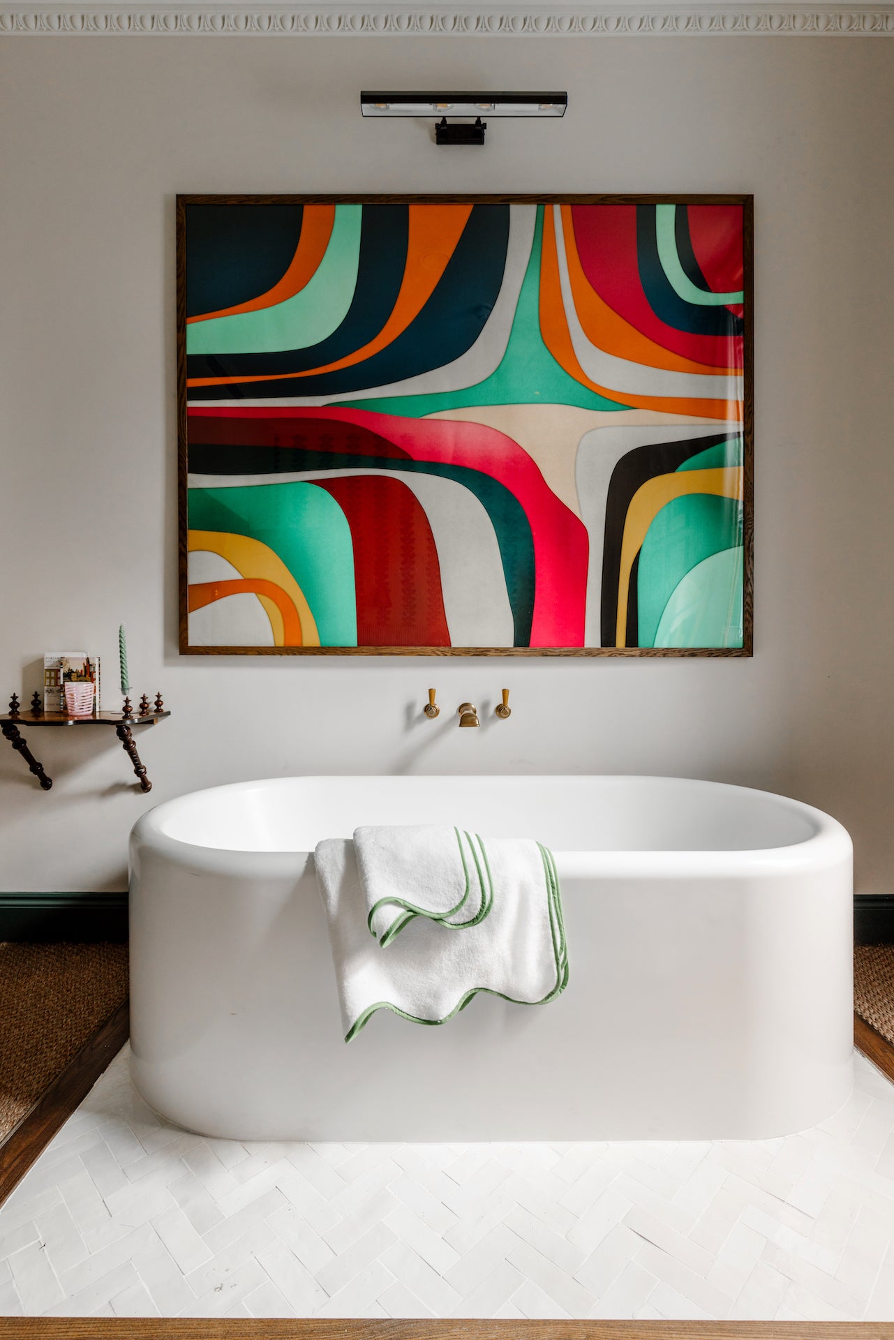 Amelia Scalloped Bath Towel Collection, Asparagus, Lifestyle Imagery