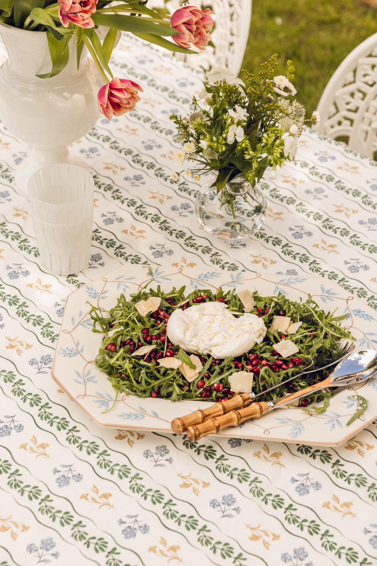 Bamboo Handle Salad Servers with the Margot Linen Tablecloth