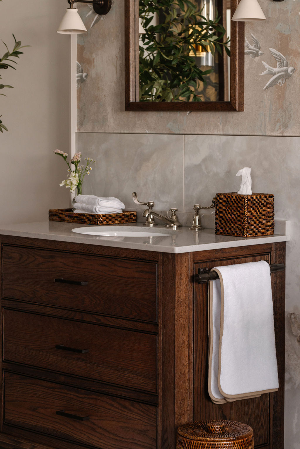 Rebecca Udall Luxury Heritage Handwoven Rattan Decoration Tray  with Georgina Bath Towels