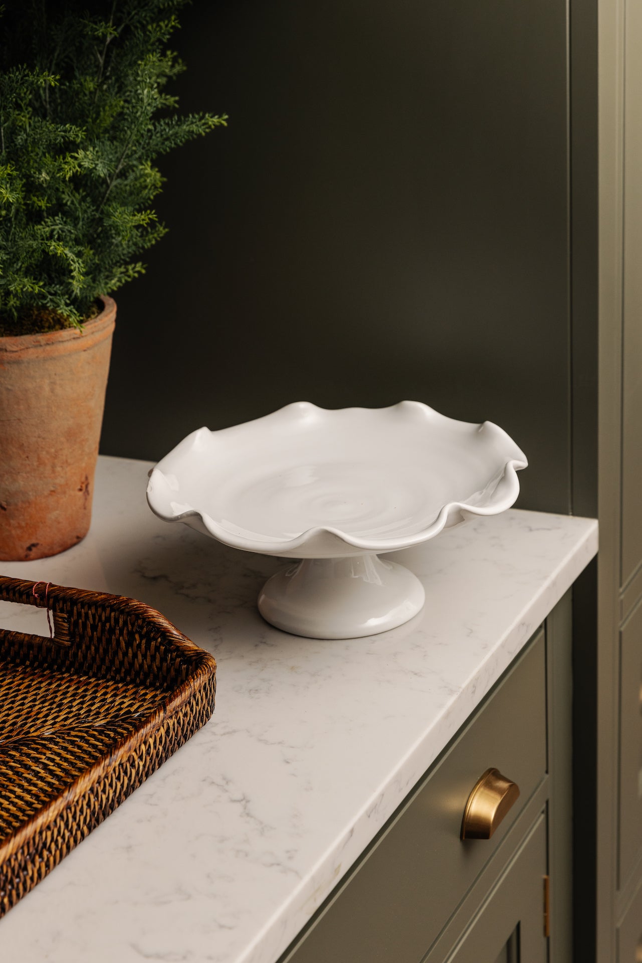 Rebecca Udall Claudia Wavy Footed Bowl, White with the Rattan Serving Tray