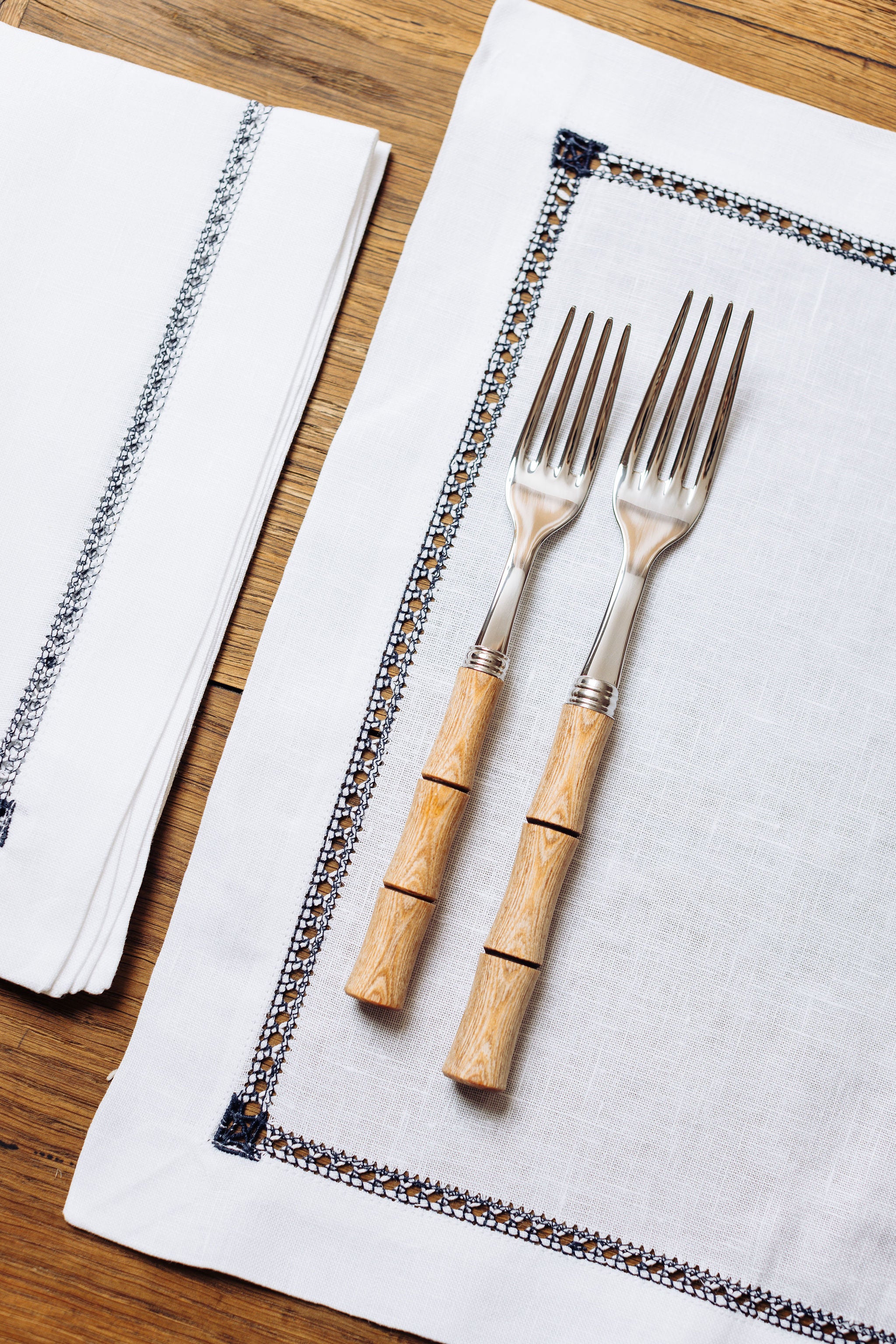 Rebecca Udall Georgiana Ladderstitch Linen Napkin, Navy, With Bamboo Handle Cutlery