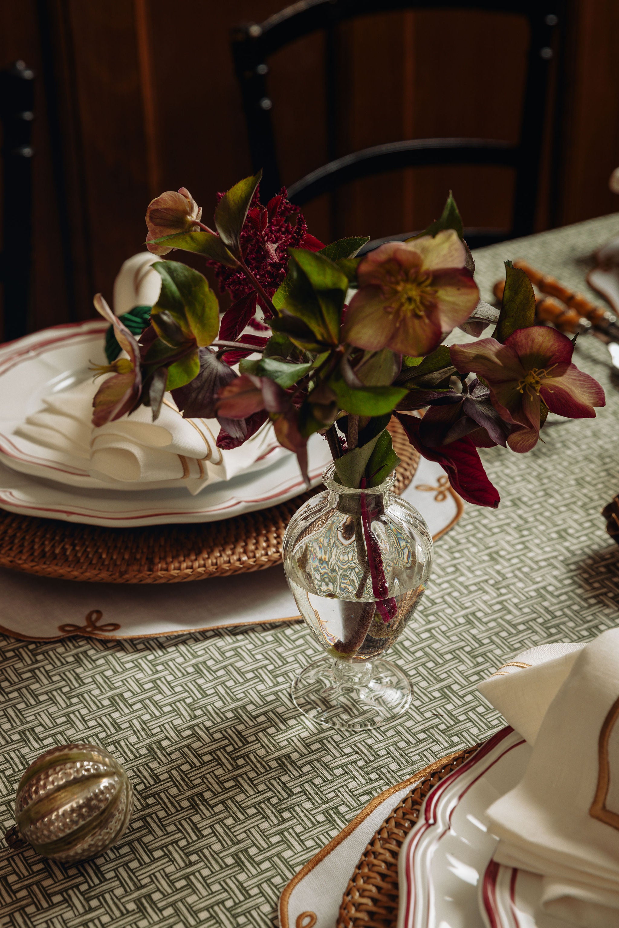 Basketweave Linen Tablecloth, Vine Green