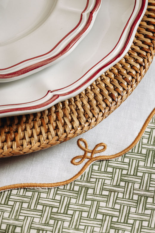 Set of 4 Martha Linen Placemats, White/Antique Gold, Detail, with Zita Crockery