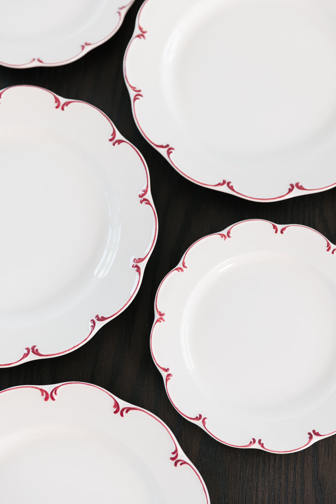 Olivia Scalloped Crockery, Raspberry Filet