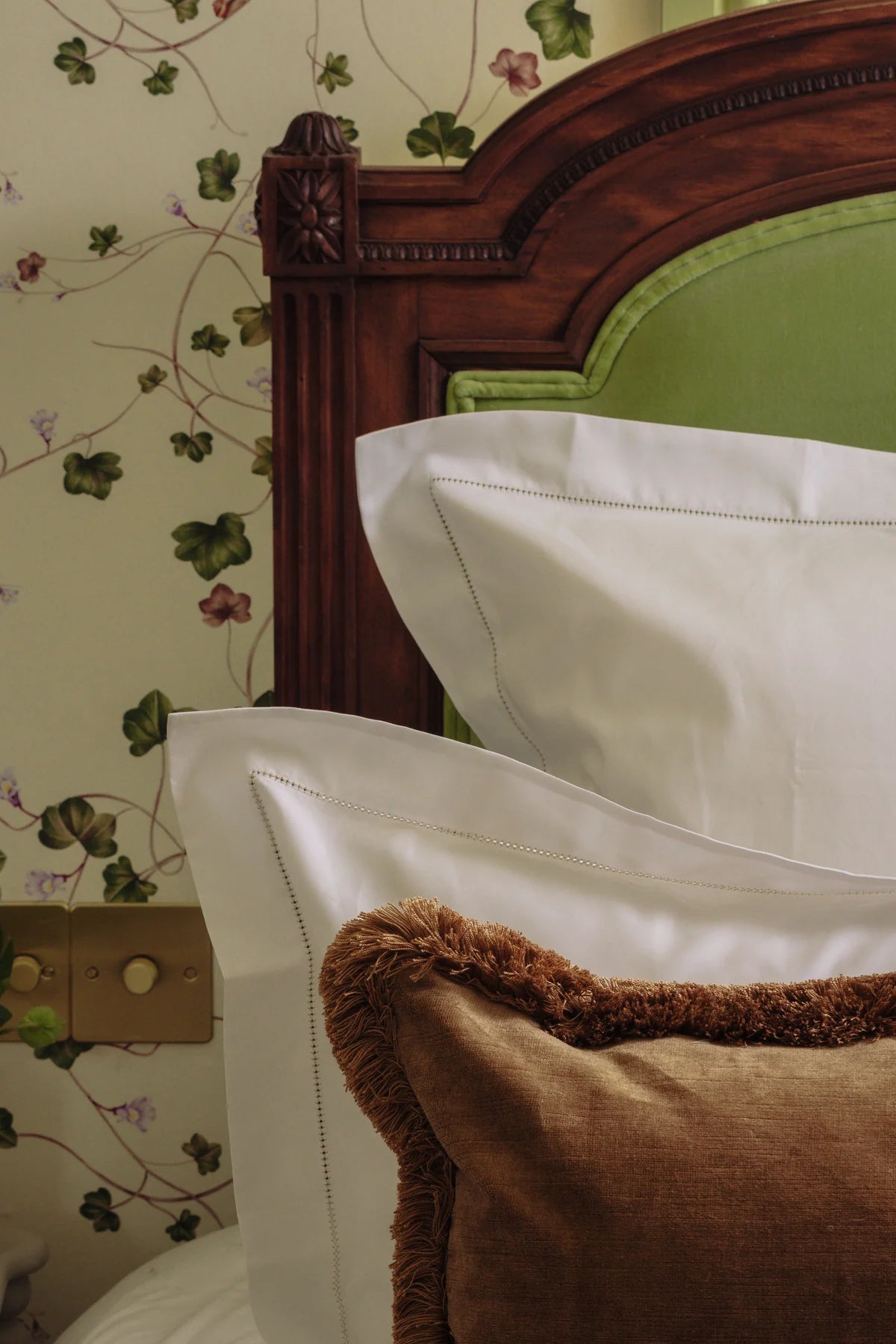 Porto Hemstitch Pillowcases, Straw, with Lola Cushion