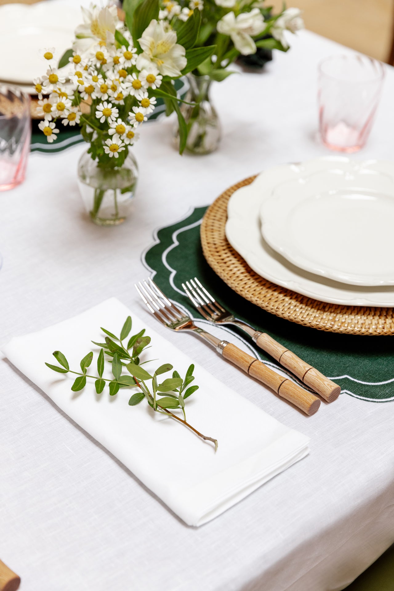 Classic Mitred Table Linens, White