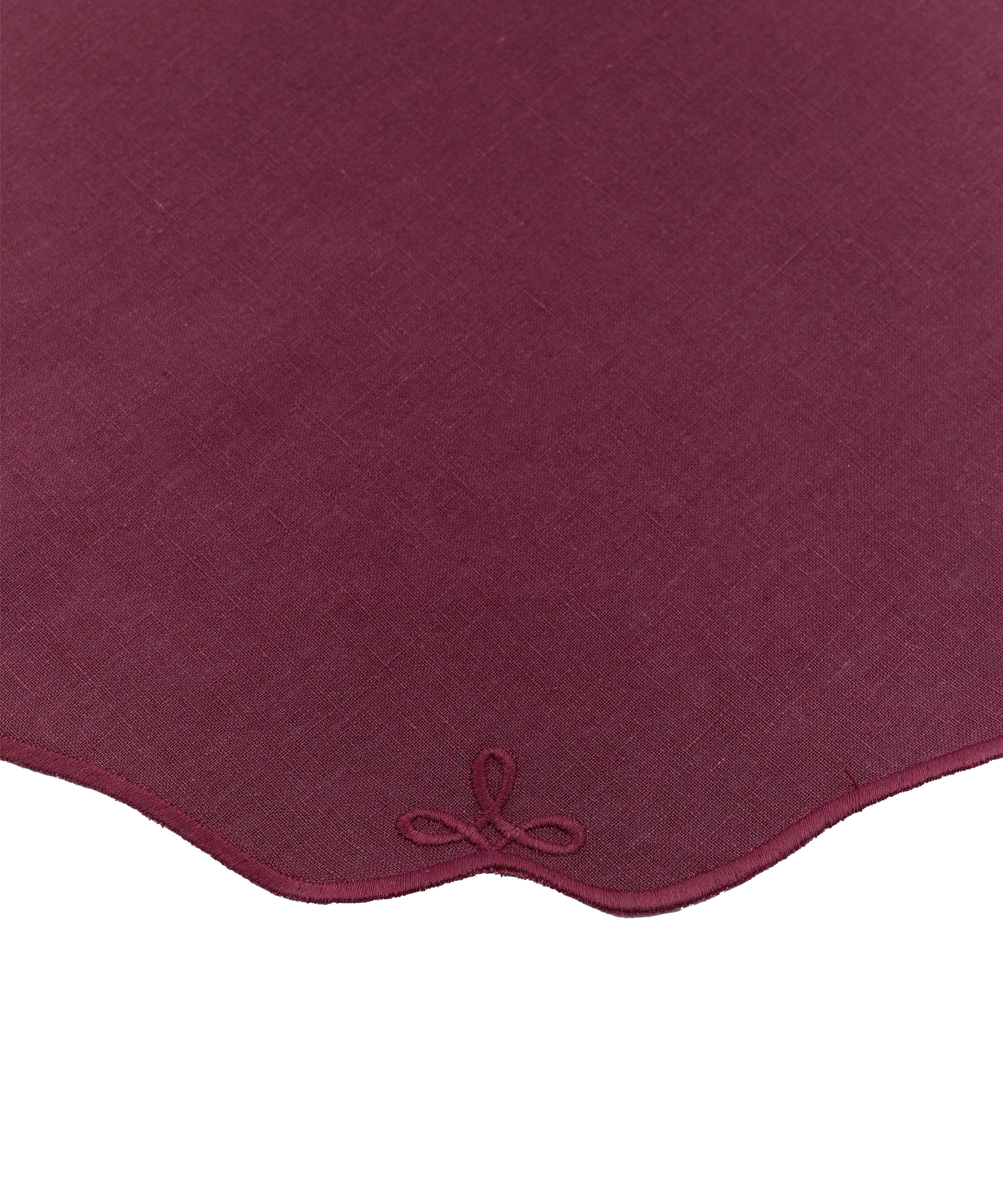 Set of 4 Martha Linen Placemats, Burgundy