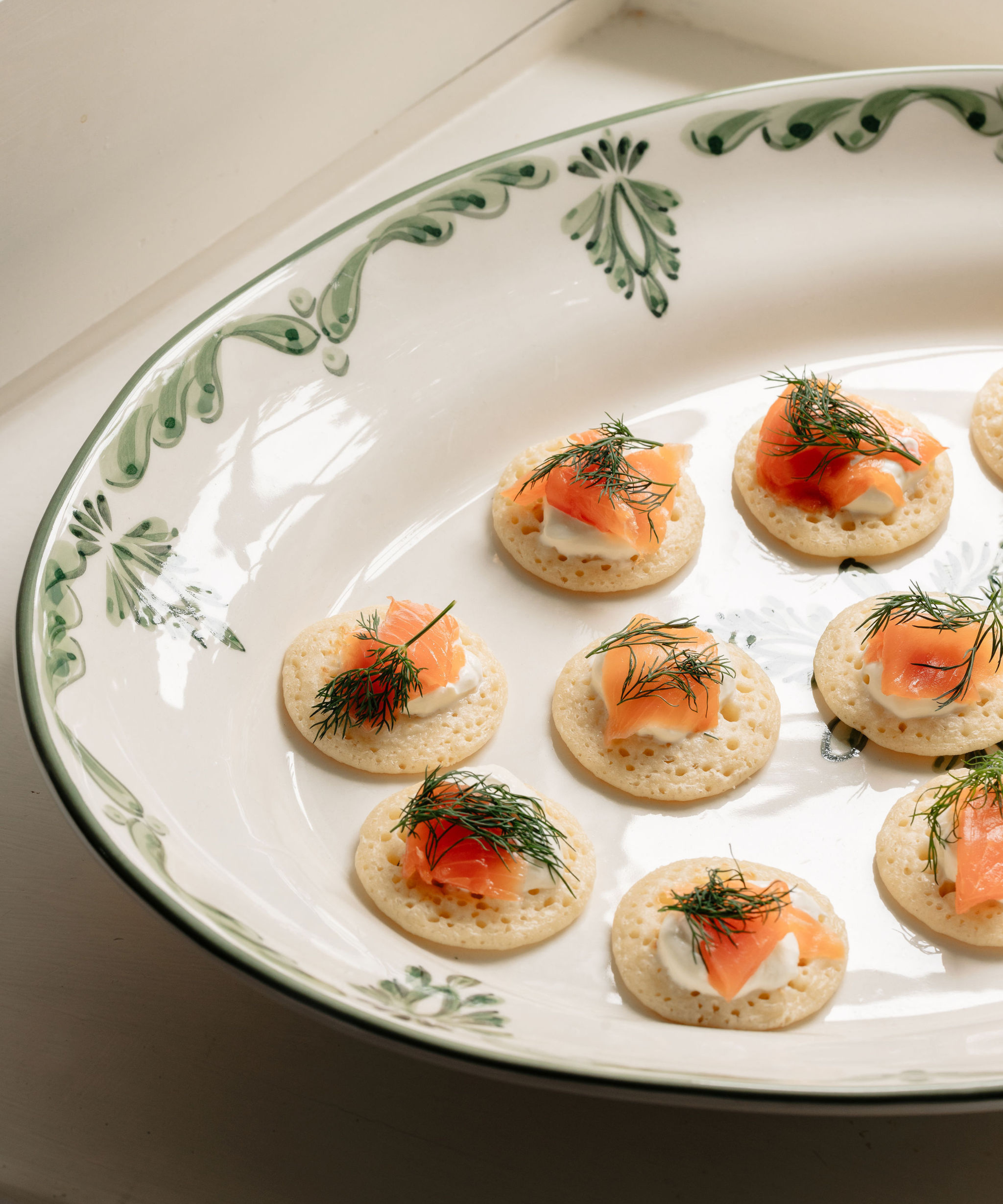 Eleanor Platter, Forest Green, Lifestyle