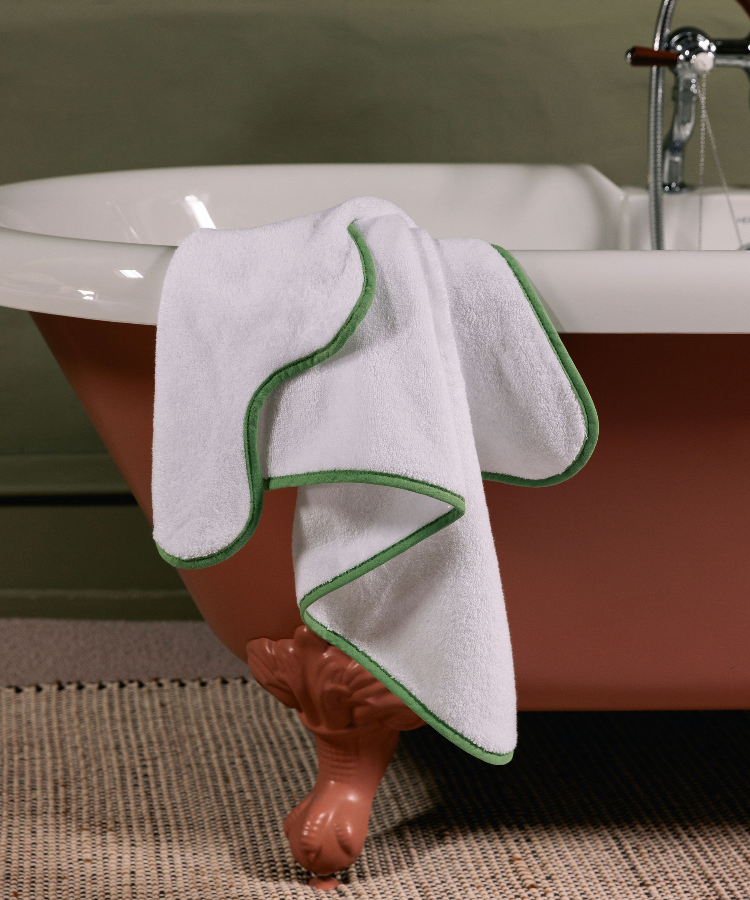Amelia Scalloped Bath Towel Collection, Asparagus, Detail