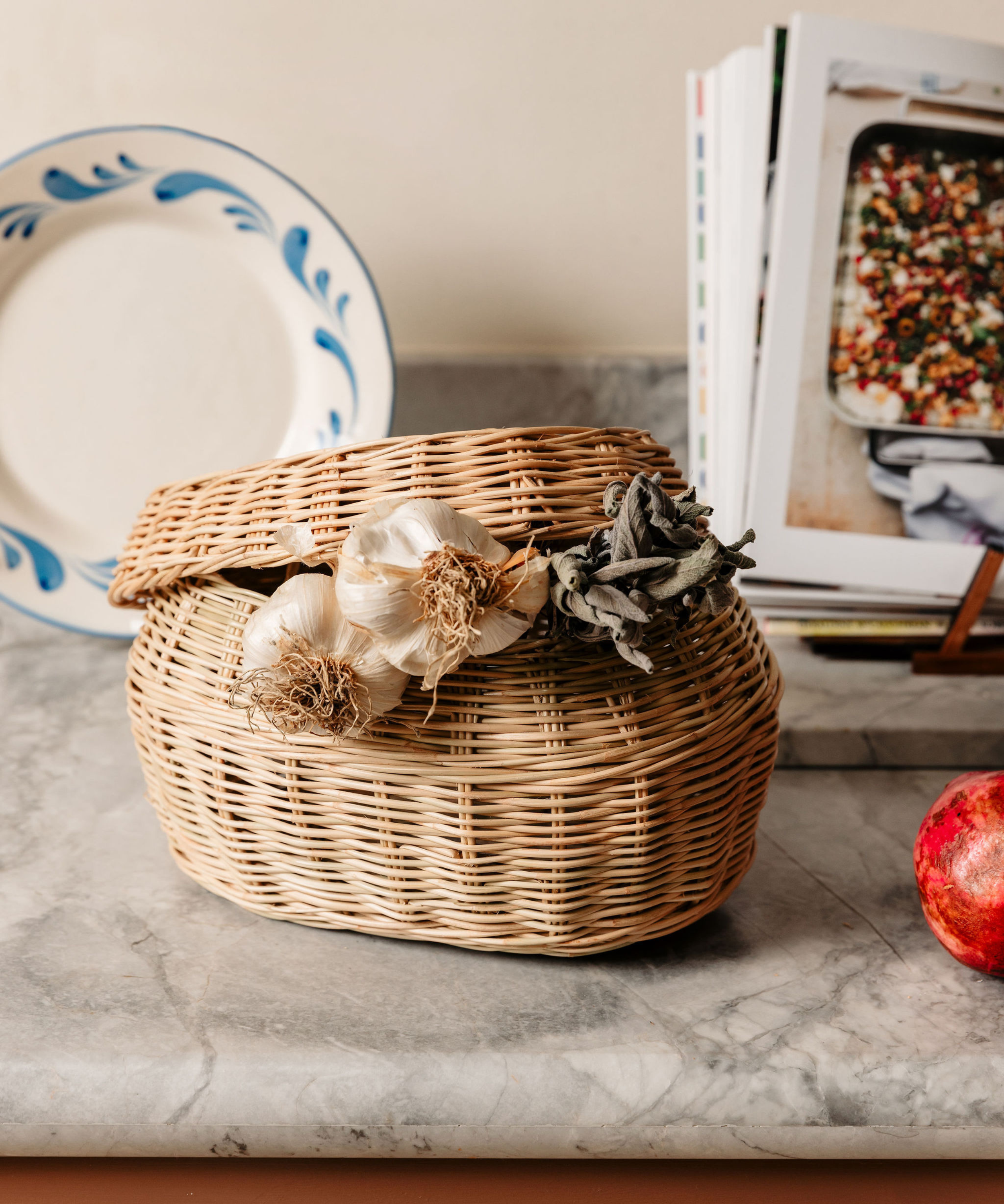 Rebecca Udall Celia Dinner Plate, Denim Blue with Siena Wicker Basket