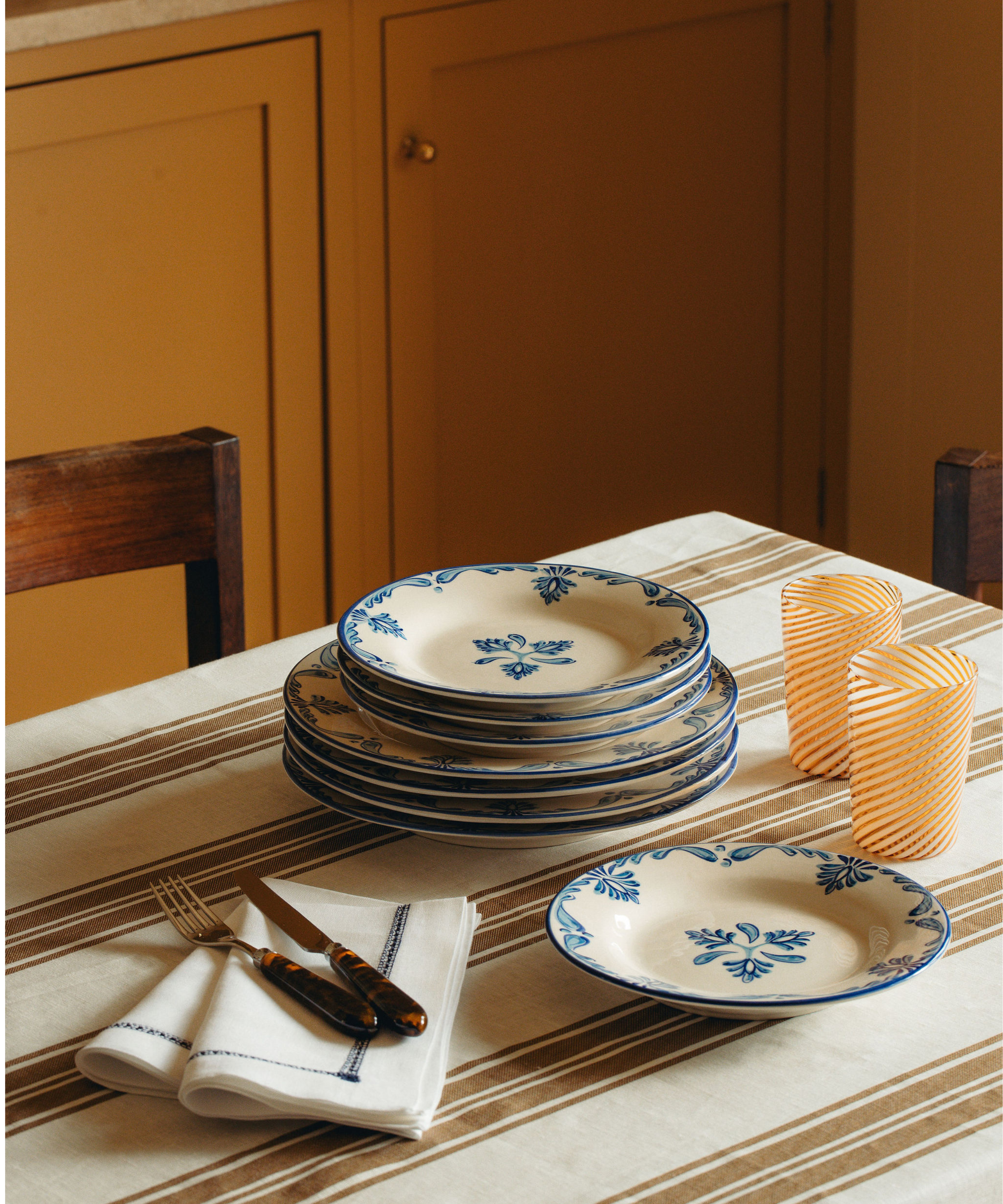 Georgiana Ladderstitch Linen Napkin, Navy