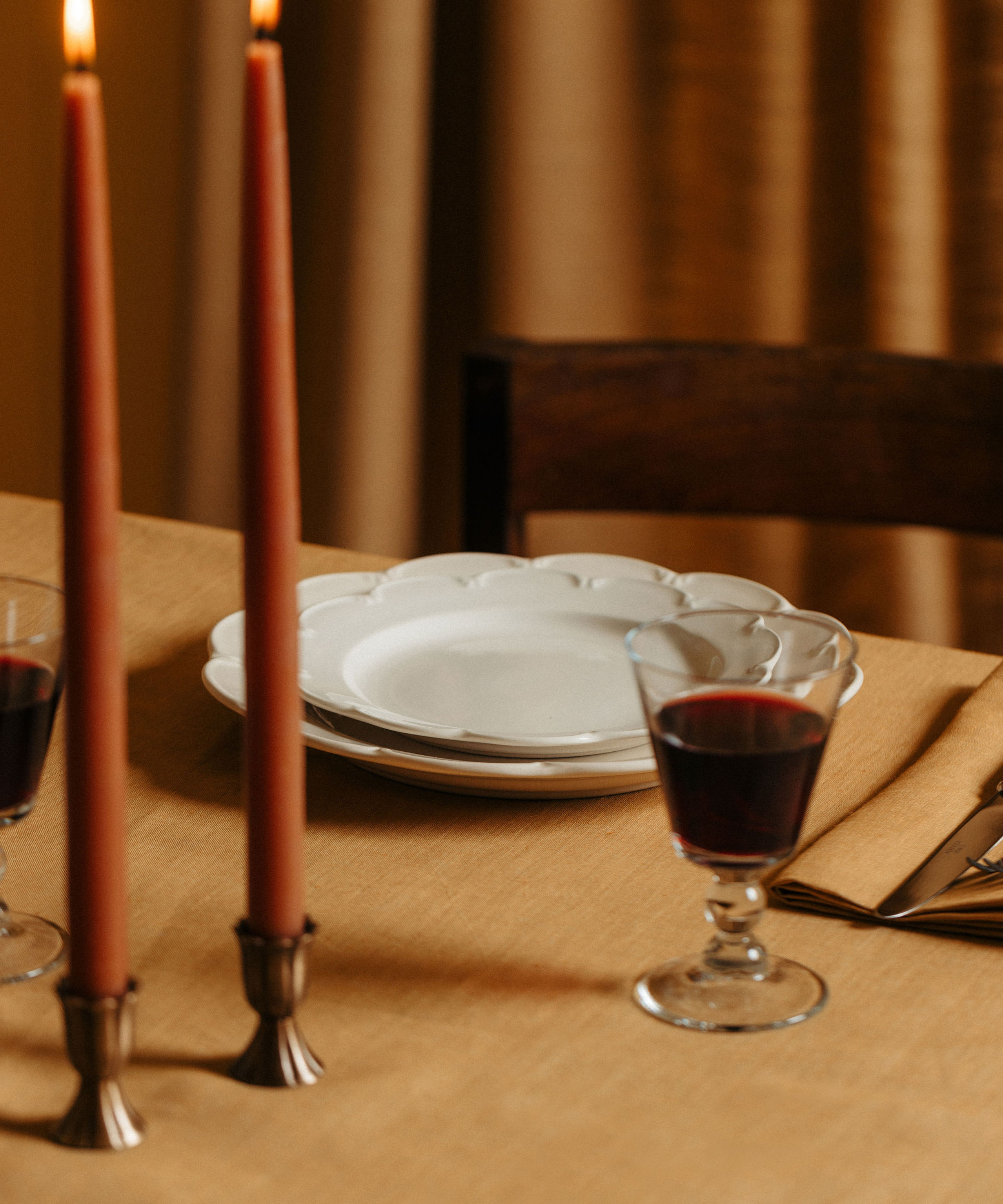 Classic Linen Table Linens, Straw, with Fluted Candleholders