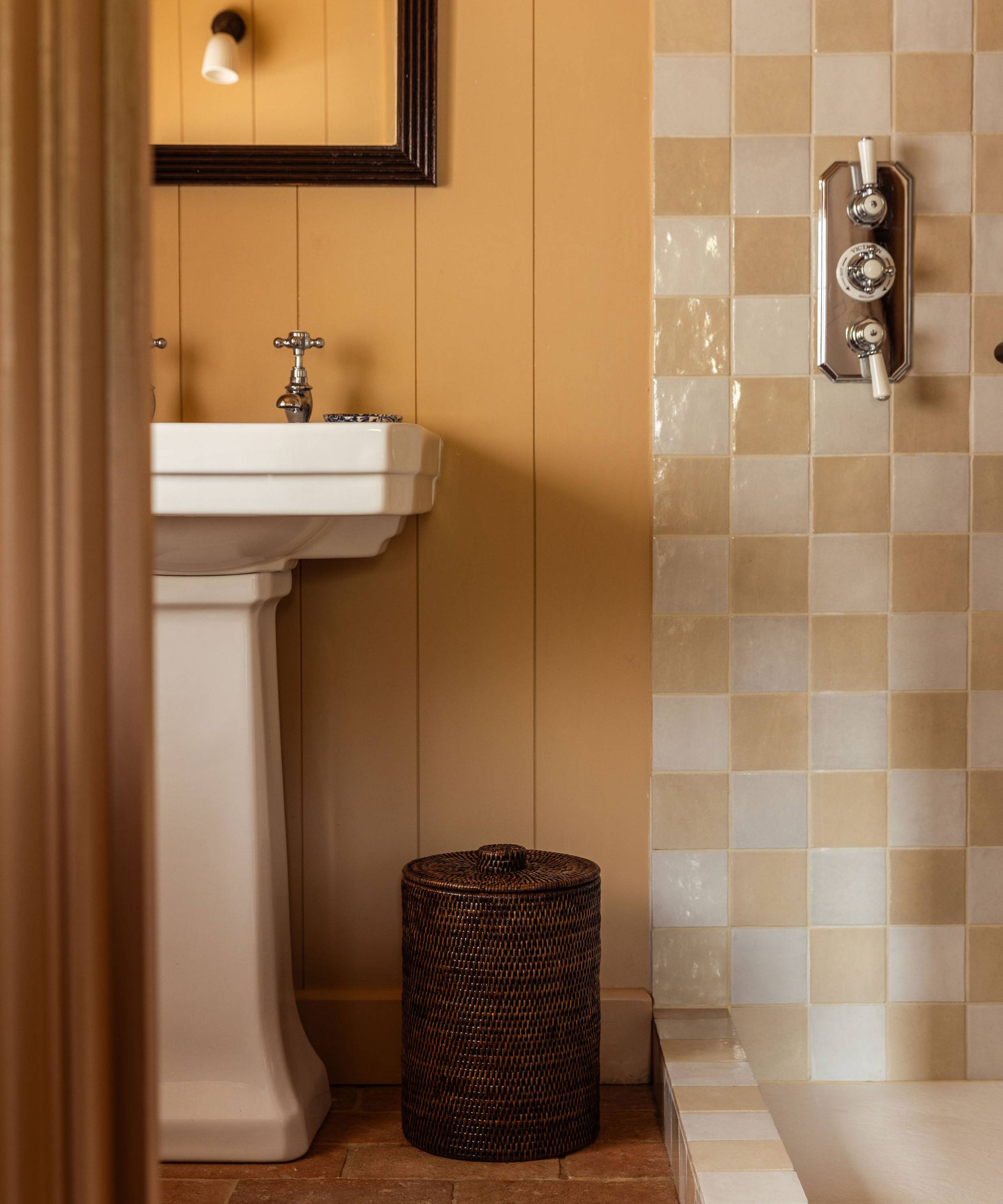 Rattan Bathroom Bins, Brown