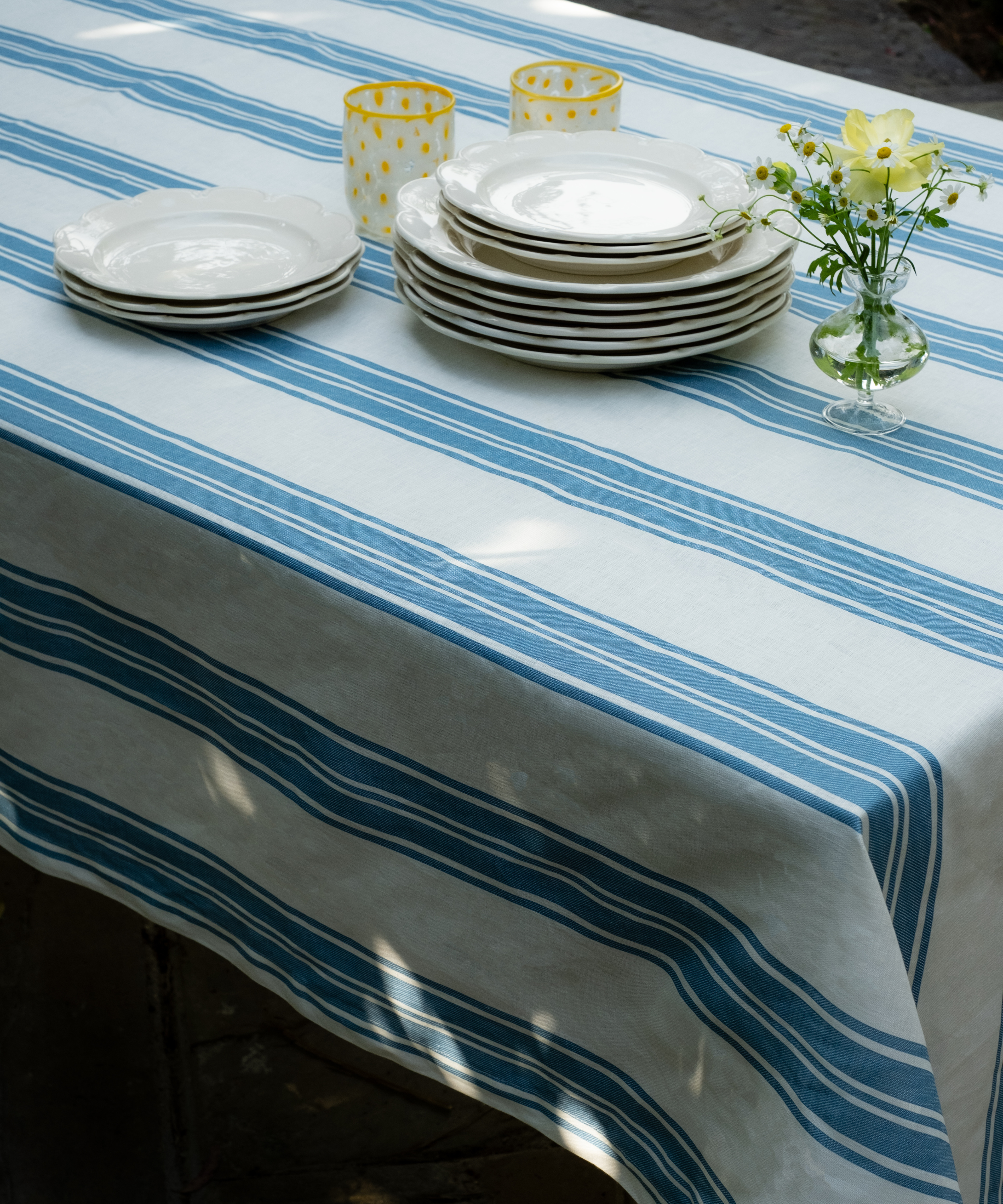 Olivia Scalloped Crockery, White