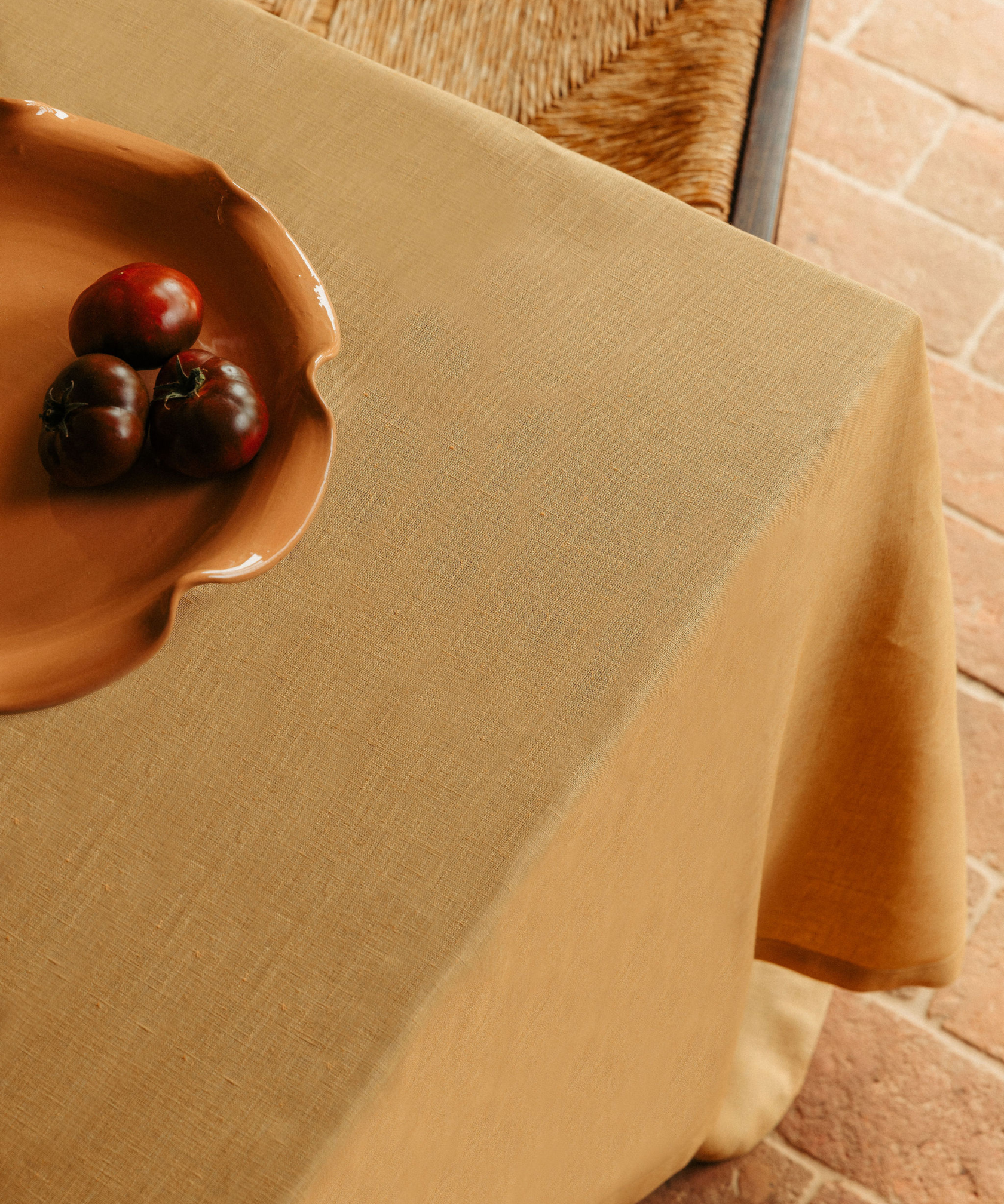 Classic Linen Table Linens, Straw, with Claudia Footed Bowl, Terracotta