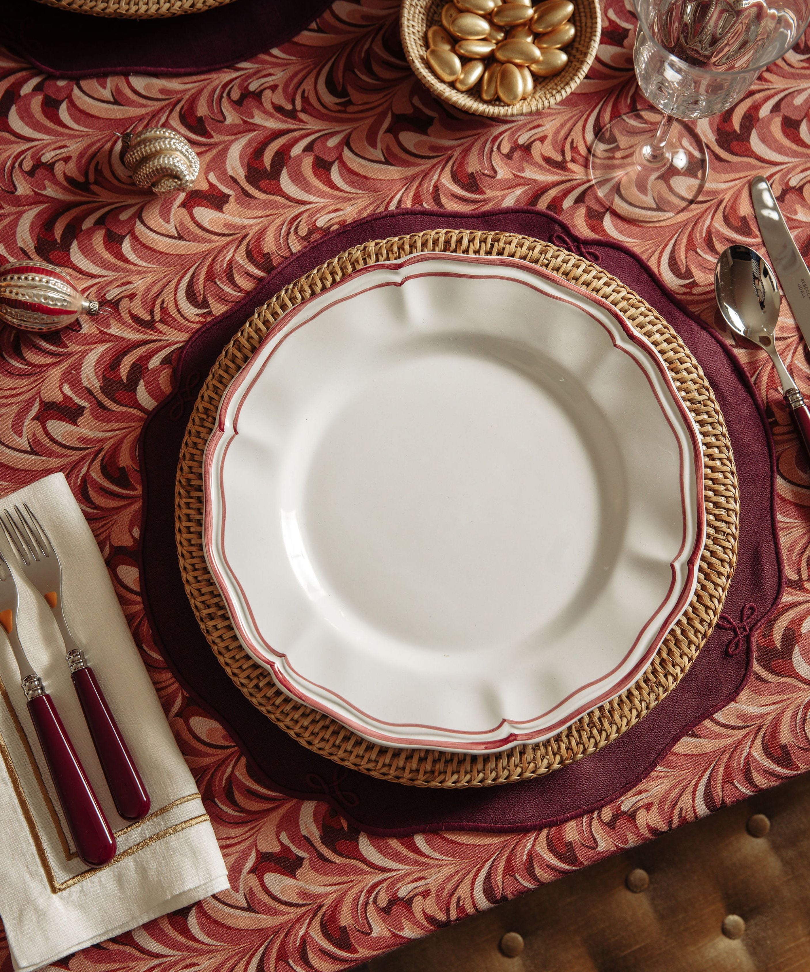Zita Scalloped Crockery, Maroon Red
