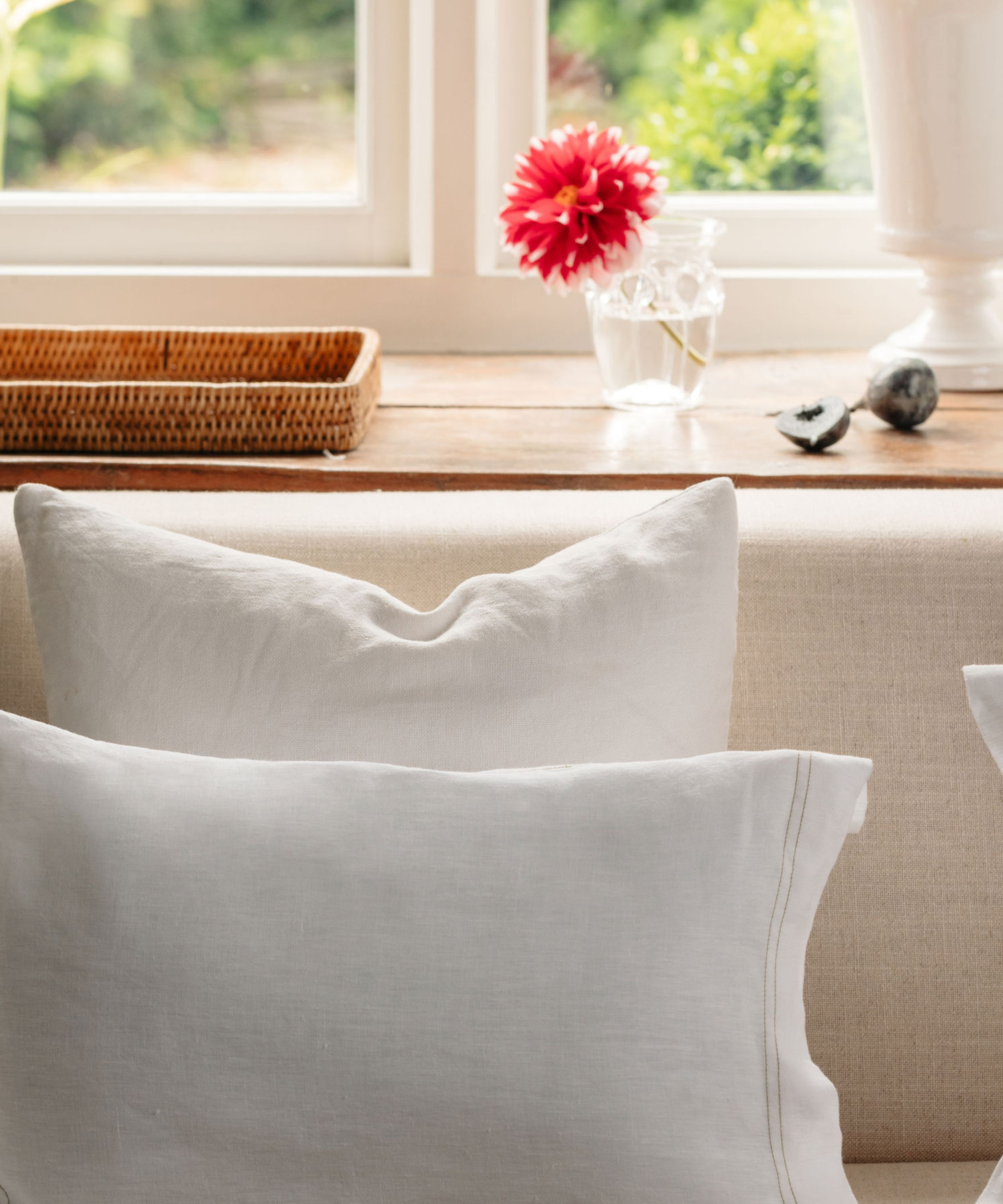 Rebecca Udall, Pandora Posy Handblown Vase in Living Room