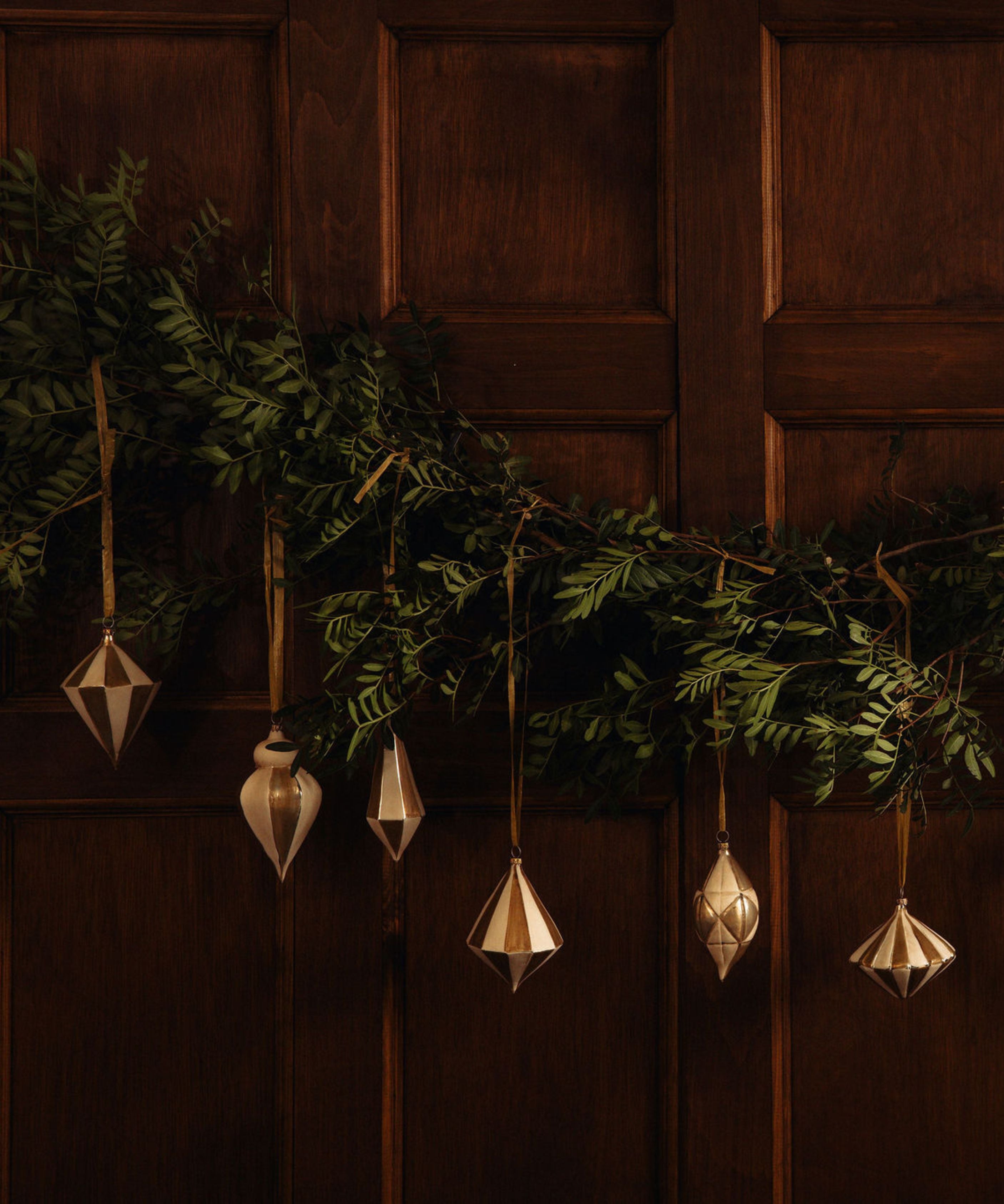 Set of 10 Mila Baubles