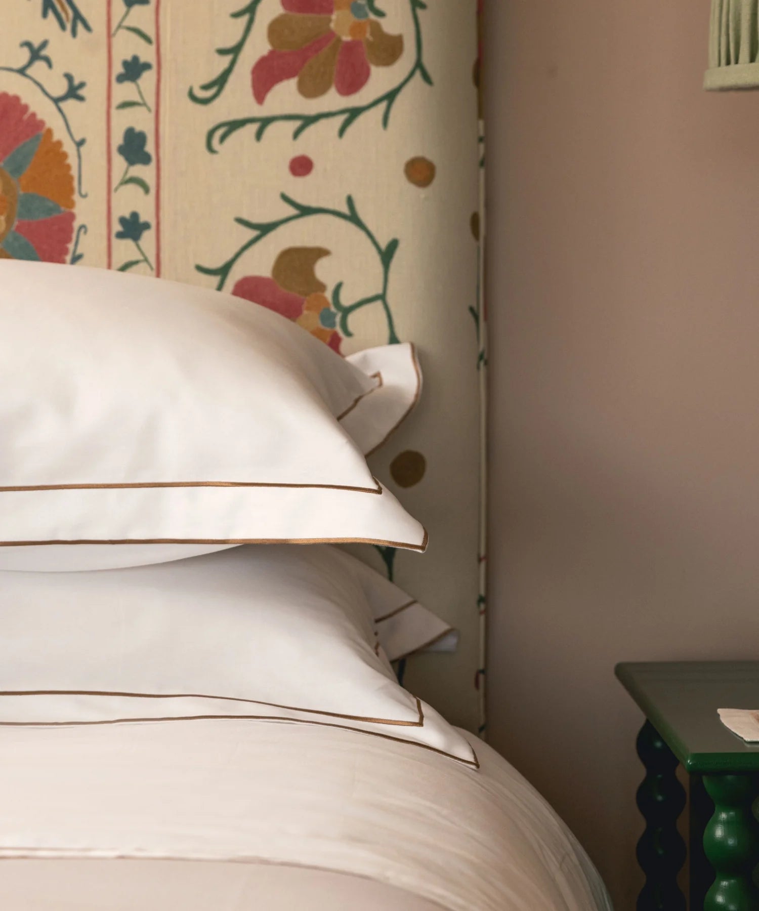 Pair of Frame Pillowcases, Bronzed Umber, Bedroom Detail