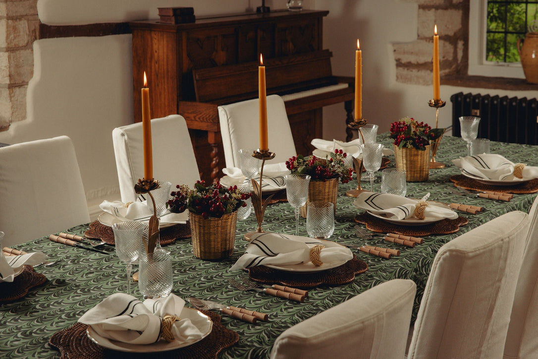 Rebecca's Hacks for your Christmas Table Set Up
