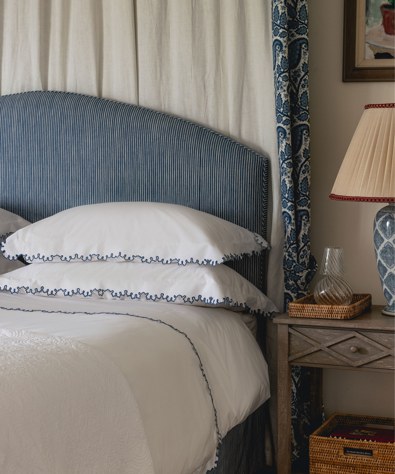 Rebecca Udall, Thea Scalloped Bed Linen, Denim Blue Edge Trim 