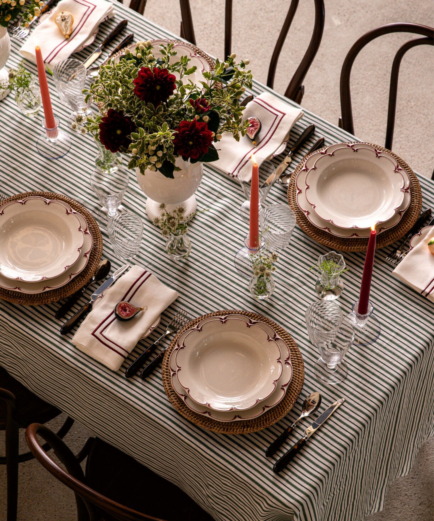 Rebecca Udall Luxury Classic Handle Cutlery silverware, Tortoiseshell Brown with the Flora Ceramic Vase