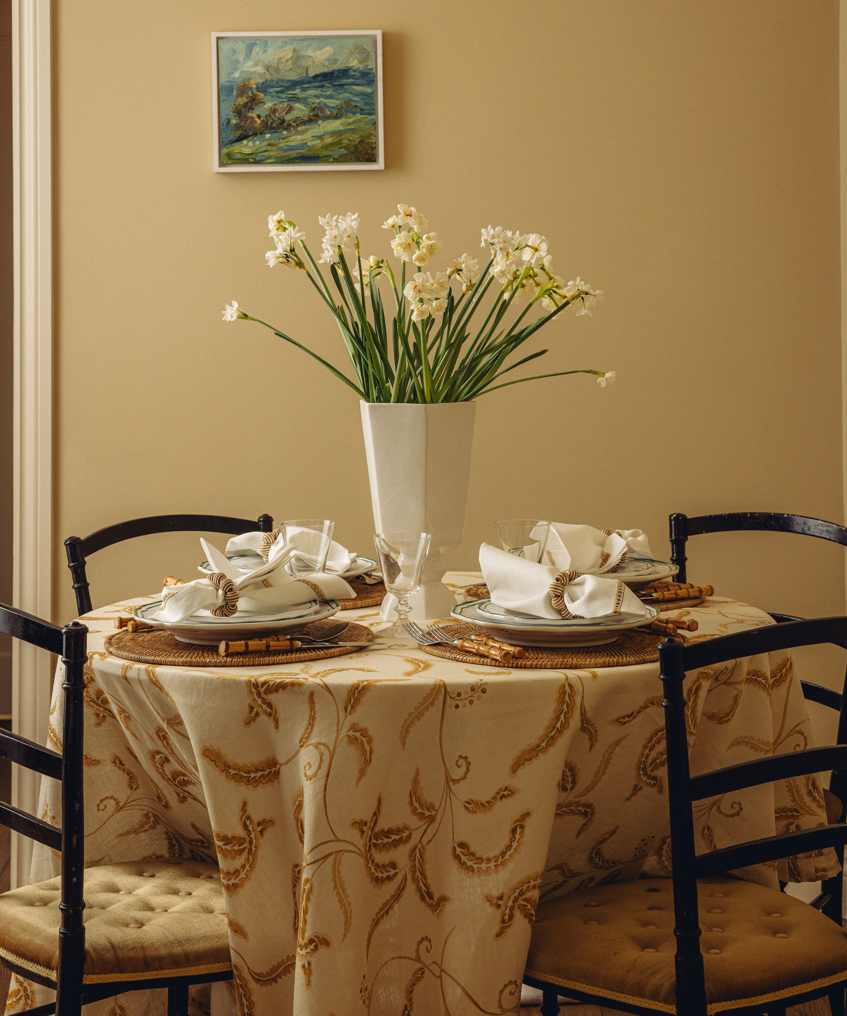 Prairie Linen Round Pleated Tablecloth, Lifestyle