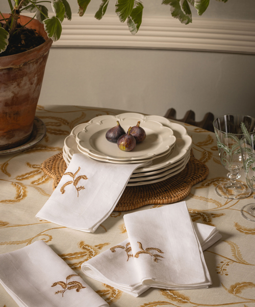 Set of 4 Ada Prairie Linen Napkins, with Olivia Crockery