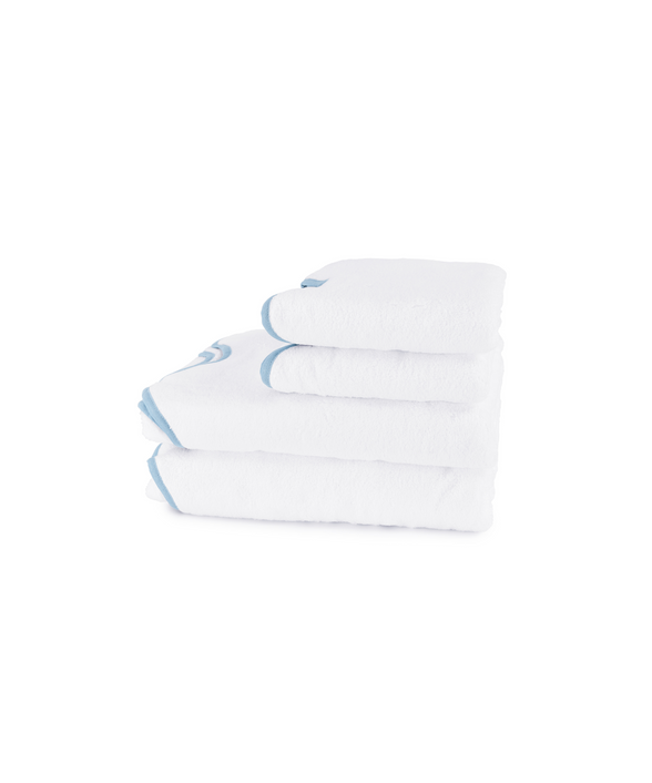 Classic Amelia Scalloped Bath Towel Bundle, Powder Blue