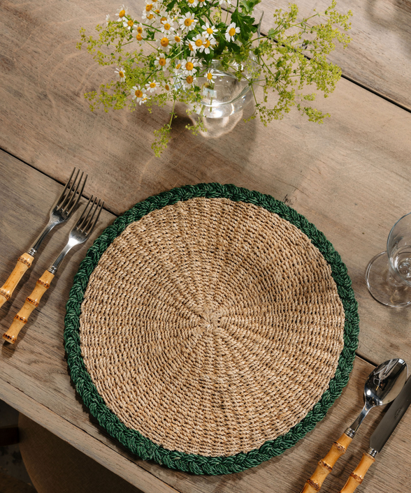 Braided Abaca Placemat, Natural/Juniper, with Bamboo Cutlery