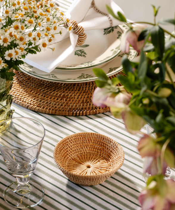 Matilda Woven Basket, Small, with Victoria Tablecloth