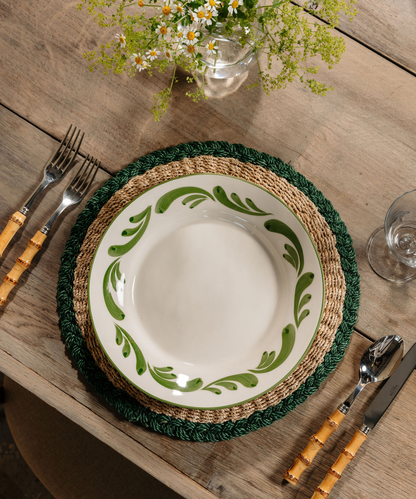 Braided Abaca Placemat, Natural/Juniper, with Celia 