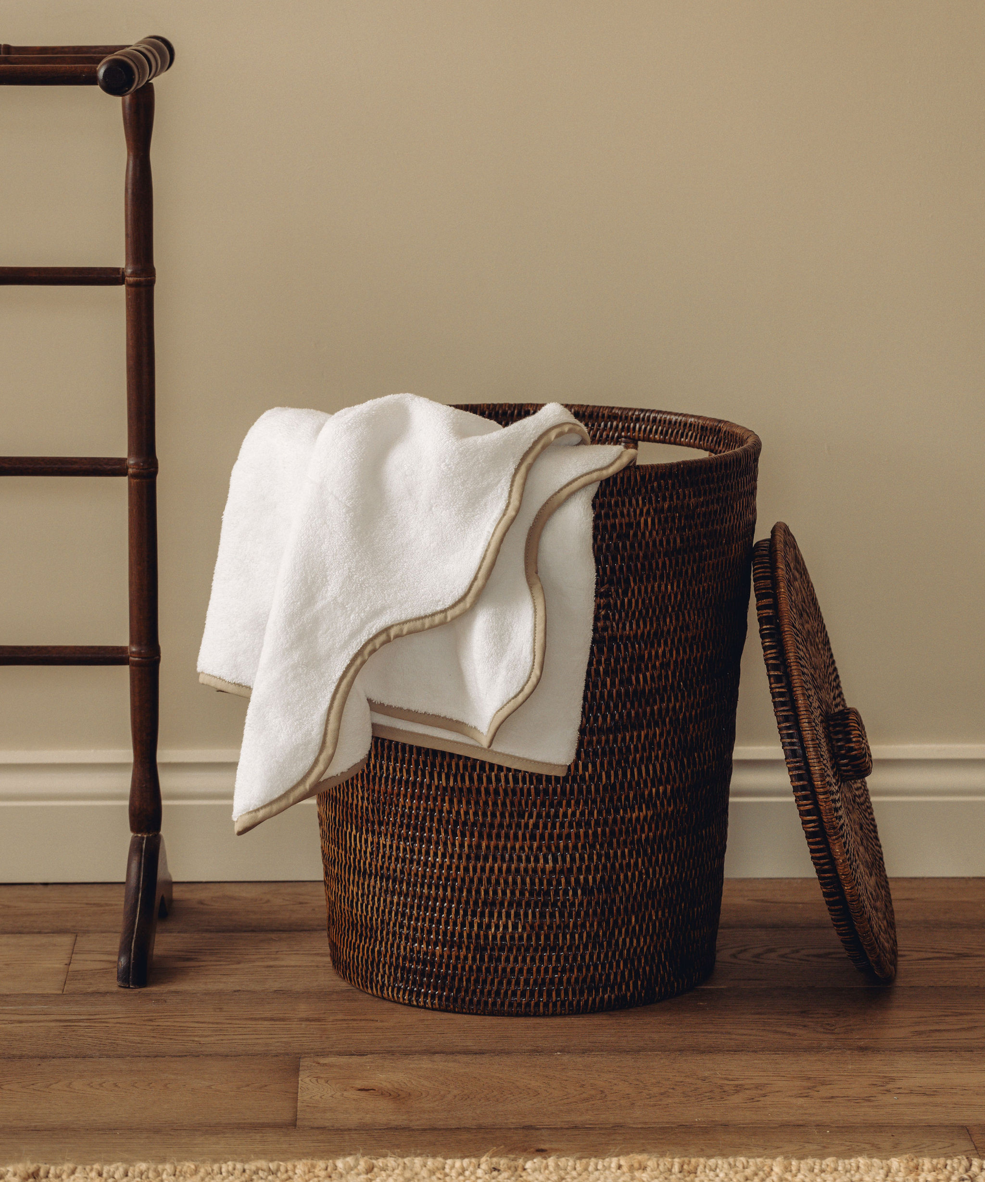 Rattan Round Laundry Basket