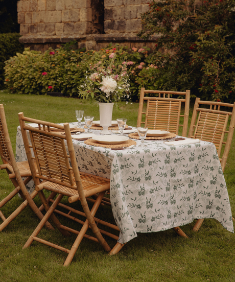 Hellebore Linen Tablecloth, Green