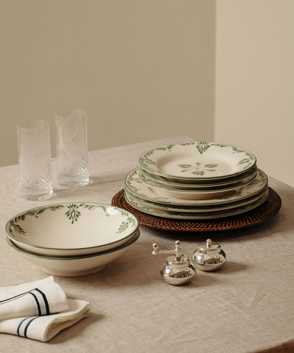 Rebecca Udall Eleanor Classic Pasta Bowl Green with the Viola Silver Salt and Pepper Mills