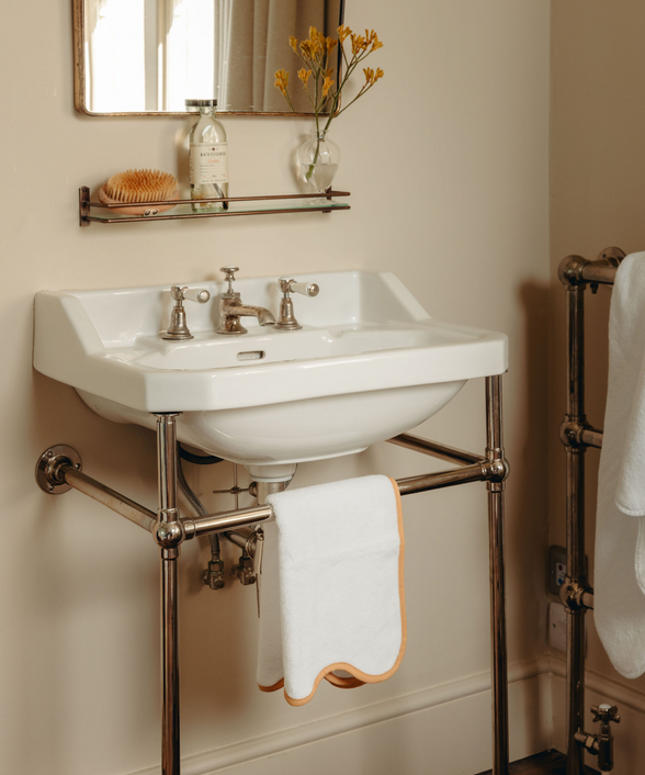 Pair of Amelia Scalloped Guest Towels, Mustard