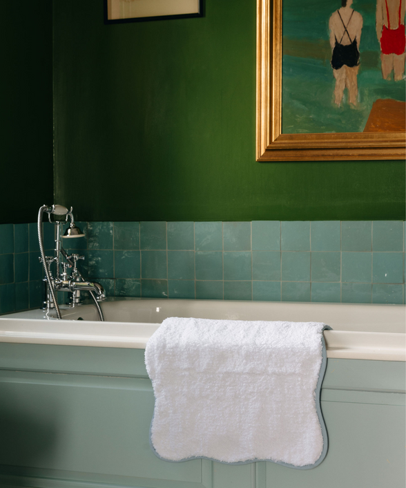 Amelia Scalloped Bath Mat, Powder Blue