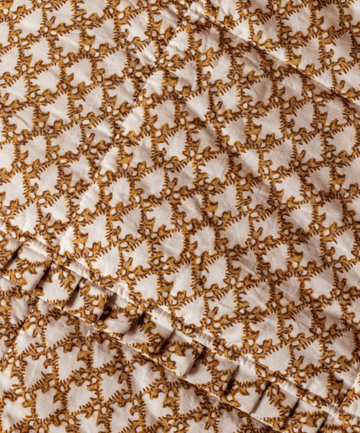 Clara Pleated Quilted Cotton Bedspread, Tobacco, Detail