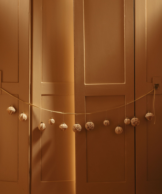 Set of 12 Freya Baubles