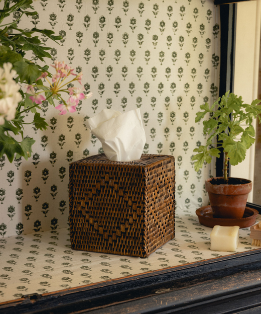 Amara Rattan Tissue Box