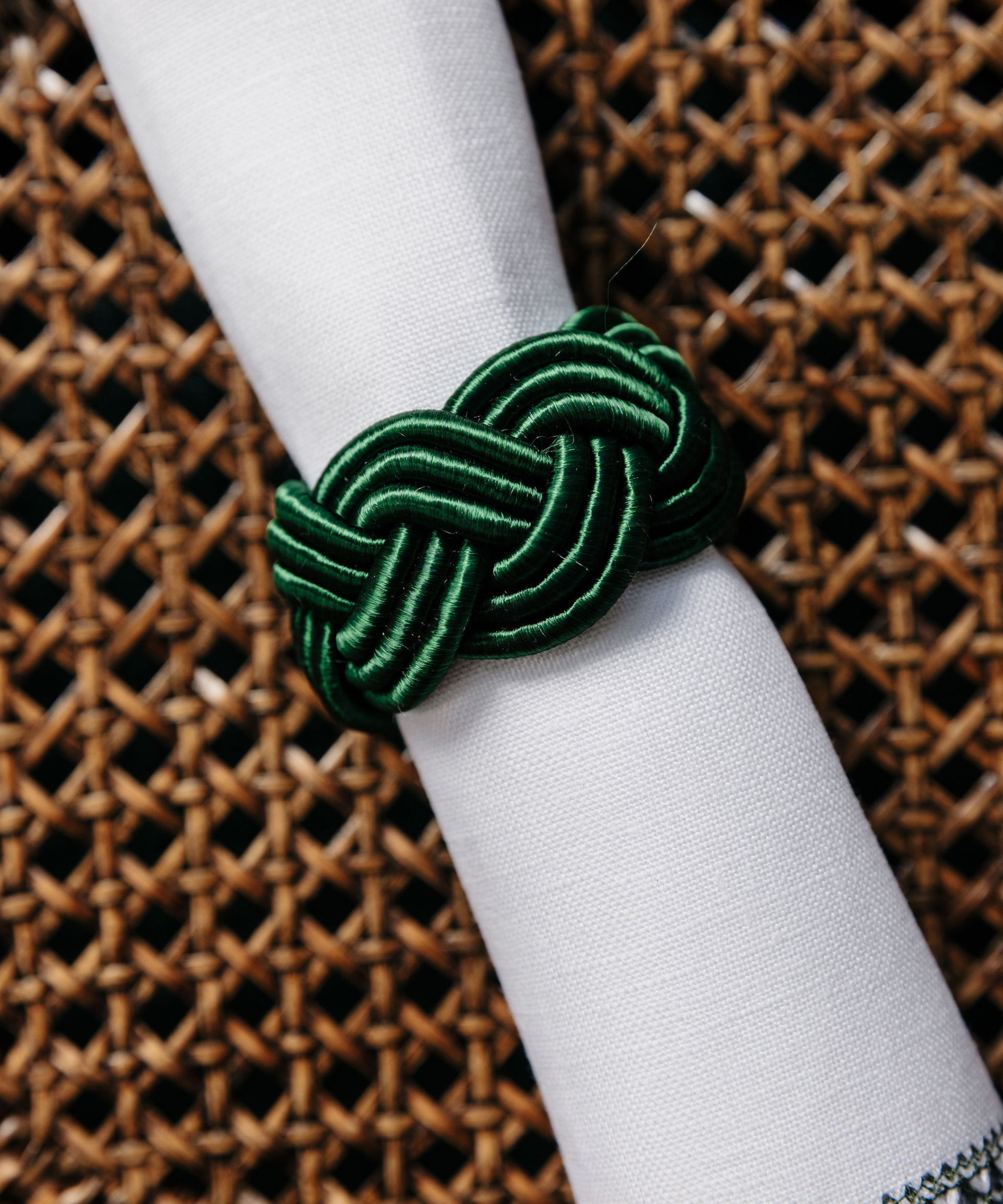 Set 4 Braided Napkin Rings Fir