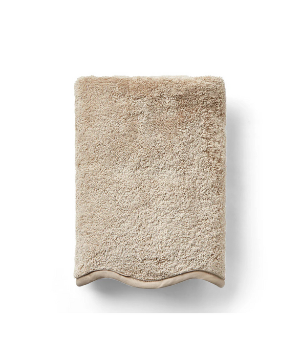 Luxury scalloped Egyptian cotton Custom Scalloped Bath towel